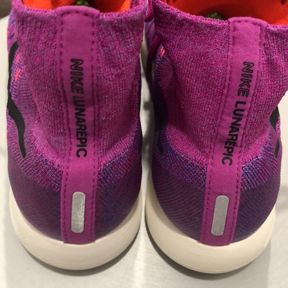 Nike NWOB Lunar Epic Flyknit High Top Running Shoe in RARE Color Combo Size 8.5 - Picture 12 of 14